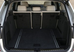 фотографии багажника BMW X3 2013 года
