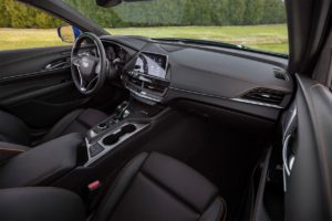 фотографии интерьера Cadillac CT4-V 2020
