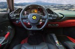 фото интерьер Ferrari 488 GTB 2016-2017 года