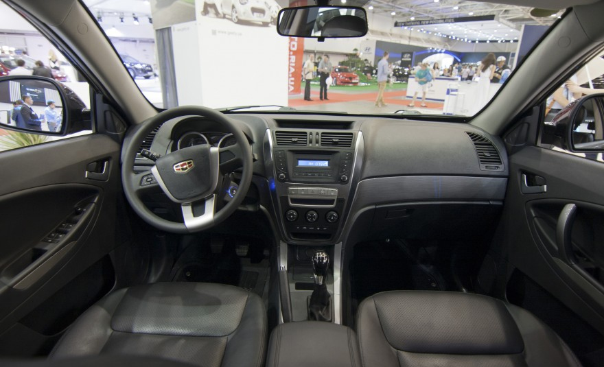 geely emgrand  салона
