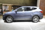 фото обновленный Hyundai Santa Fe 2016-2017 вид сбоку