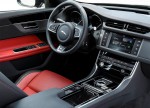 картинки интерьер Jaguar XF 2016-2017 года