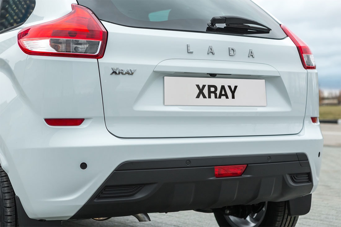 Lada-Xray-2016-2017-12-min.jpg