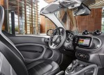 картинки интерьер Smart fortwo Cabrio 2016-2017 года