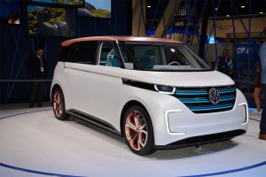 фото Volkswagen Budd-e Concept 2016 года