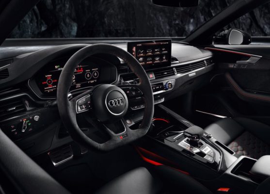 фото интерьер Audi RS 4 Avant 2020-2021