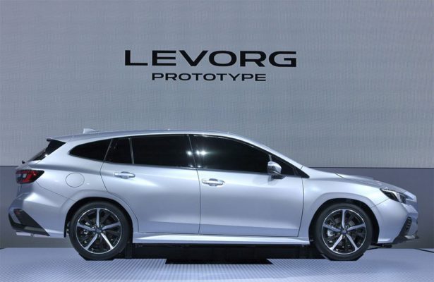 фото Subaru Levorg 2020-2021 вид сбоку