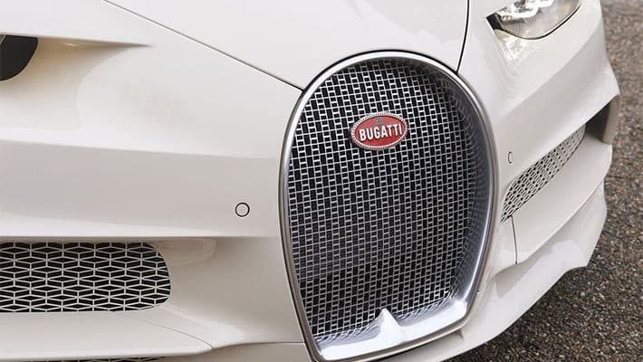 фото фальшрадиаторная решетка Bugatti Chiron Hermes 2020-2021