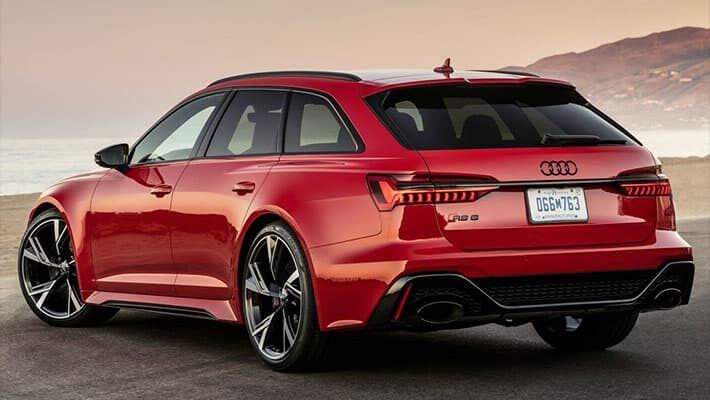 фото Audi RS6 Avant 2020-2021 вид сзади