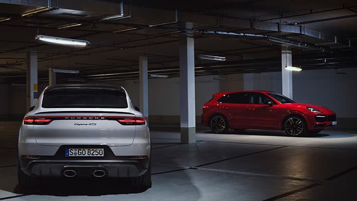 фотографии Porsche Cayenne GTS и Porsche Cayenne Coupe GTS 2020