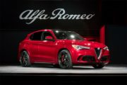 фото Alfa Romeo Stelvio 2017-2018