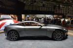картинки Aston Martin DB11 2016-2017 вид сбоку