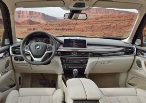 фото салона BMW X5 2014 года