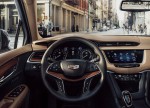фото интерьер Cadillac XT5 2016-2017 года