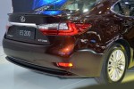 картинки обновленный Lexus ES 2016-2017 габаритные фонари