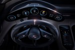 фото интерьер Porsche Mission E Concept 2016-2017 панель приборов
