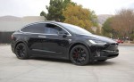 картинки кроссовер Tesla Model X 2016-2017 вид сбоку