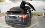 фото Tesla Model X 2016-2017 вид сзади