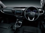 фото интерьер Toyota HiLux 2016-2017 года