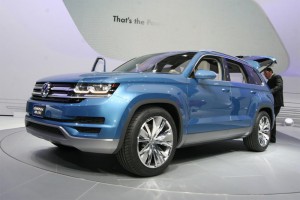 Volkswagen Cross Blue. Внедорожный электро гибрид!